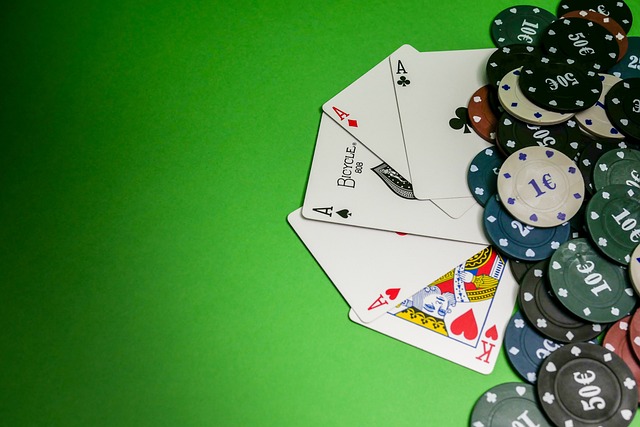 Người chơi poker Jeremy Ausmus: Thật tuyệt khi nhận được chiếc vòng tay vàng.